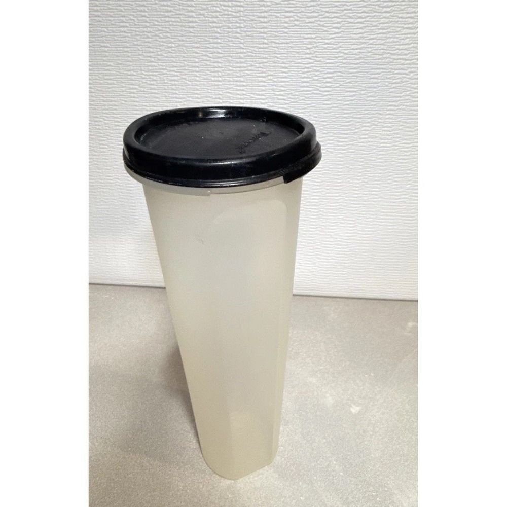 Vintage Tupperware Spaghetti Container 1661-6 Black Lid 1607-11